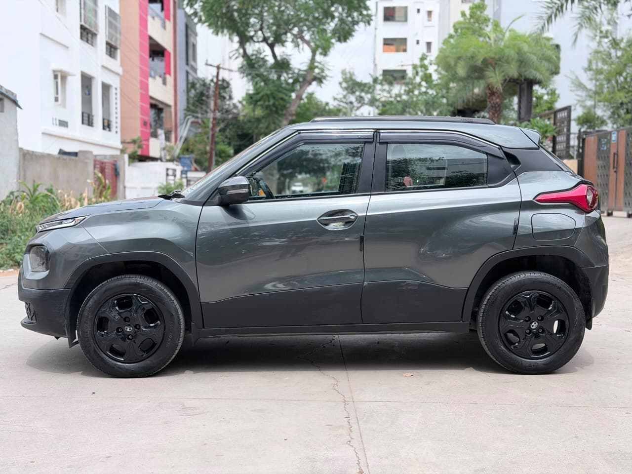 TATA PUNCH AMT 2024 - Image 10